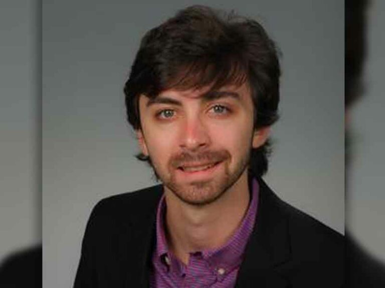 Founder of new jersey's online public truth finding website opramachine passes the torch - photo licensed by shore news network.