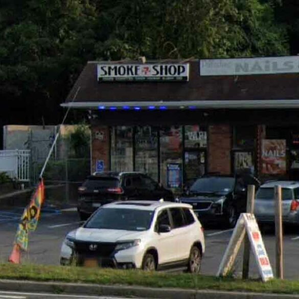 Four indicted for robbery at lucky 7 smoke shop in ronkonkoma - photo licensed by shore news network.