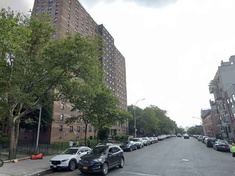 Three Shot, One Dead in Brooklyn Housing Project