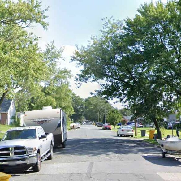 Carjacking on sunset drive, no injuries