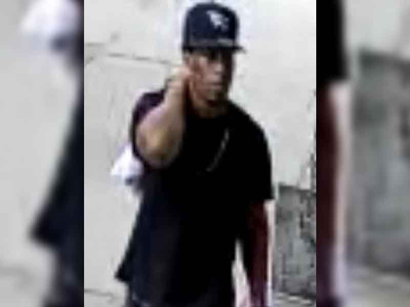 Straphanger Robbed of Cellphone, Wallet At Bowling Green Station