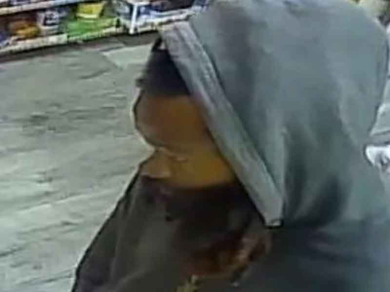 Woman Knocked Out and Robbed Leaving Newark Grocery Store