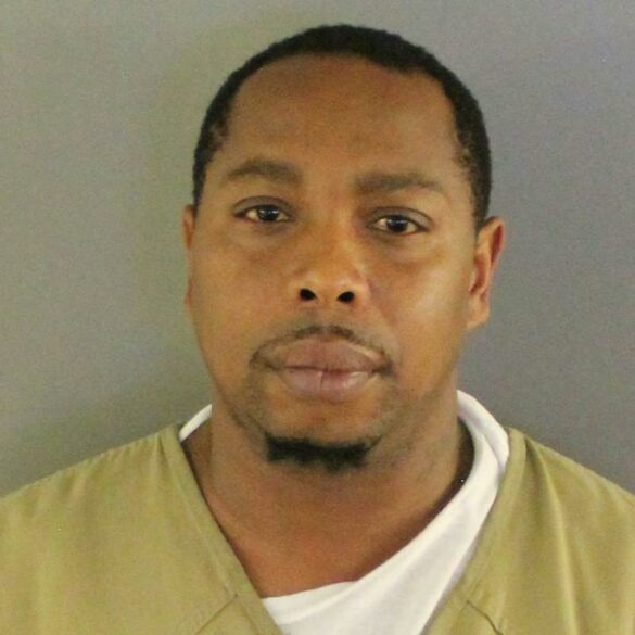 Shoplifting incident leads to arrests in port charlotte - photo licensed by shore news network.