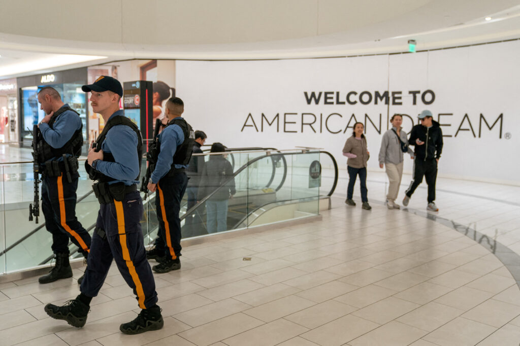 American Dream Mall Reopened After Black Friday Bomb Threat