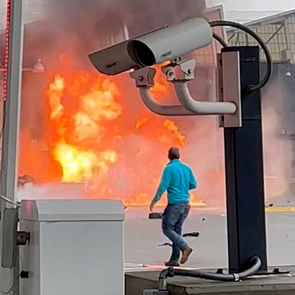 Couple killed in niagra falls car crash identified by new york police - photo licensed by shore news network.