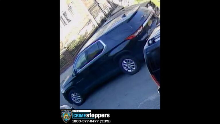 Car of NYC DOE employee arrested for luring child.