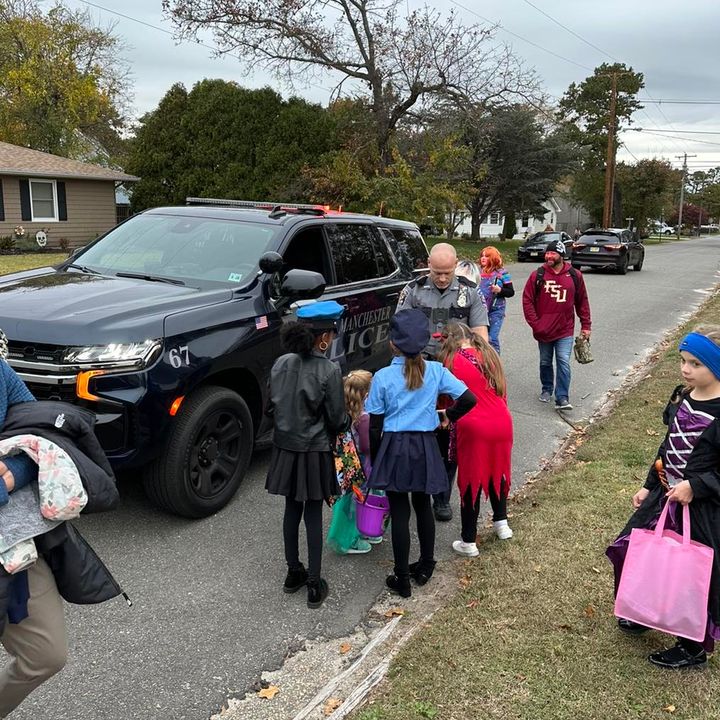 Manchester Police Ensure Safe Halloween, Distribute Candy to Kids