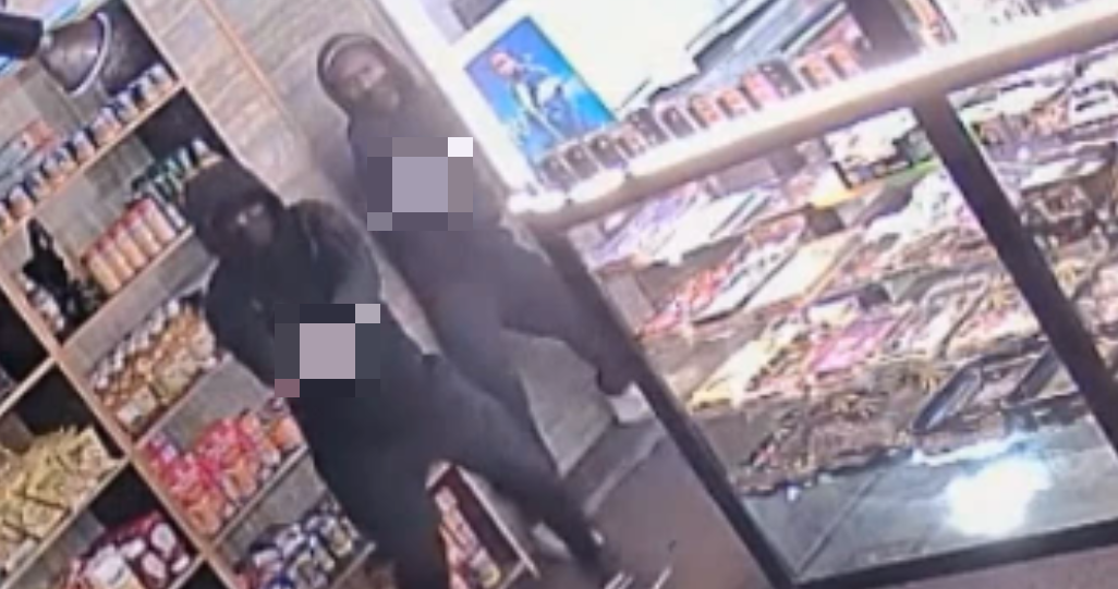 New York Smoke Shop Robbery Ends in Shooting