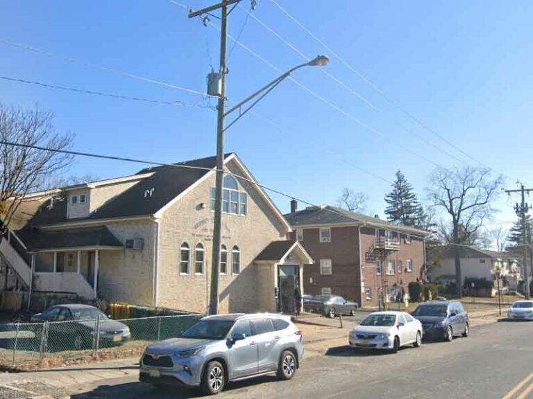 The satmar shul of lakewood. Google maps