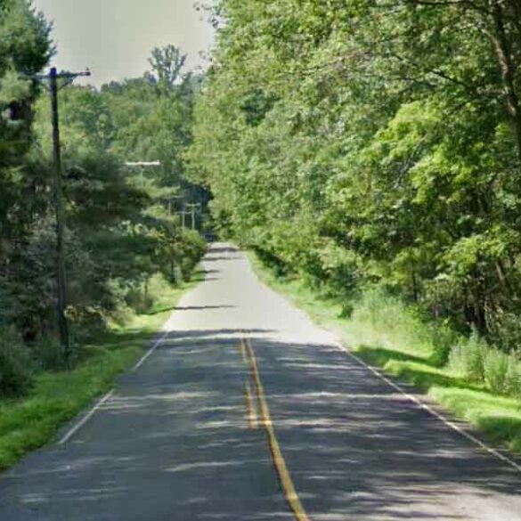 Shades of death road,new jersey's most haunted road runs alongside ghost lake - photo licensed by shore news network.