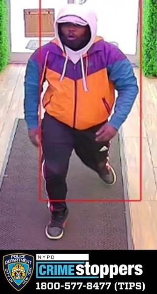 Knife-Wielding Suspect Robs East Village Smoke Shop for $27 Worth of Items