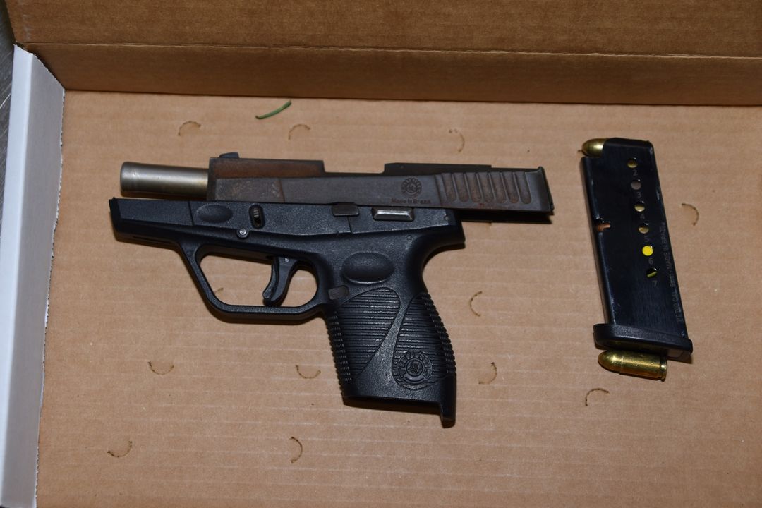Syracuse Police Arrest Man After Pursuit and Discovery of Handgun