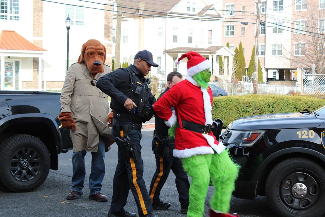 Hackensack Police Apprehend Suspicious Suspect in Christmas Eve Operation