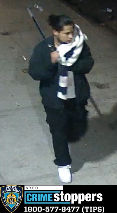 NYC Jewelry Store Heist: $13,800 Worth of Merchandise Stolen in New York NYC Jewelry Store Heist: $13,800 Worth of Merchandise Stolen in New York