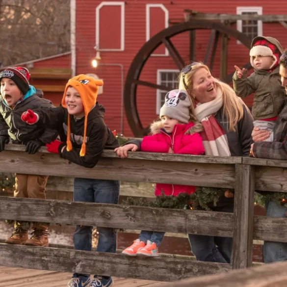 Here's why you need to visit historic smithville before christmas - photo licensed by shore news network.