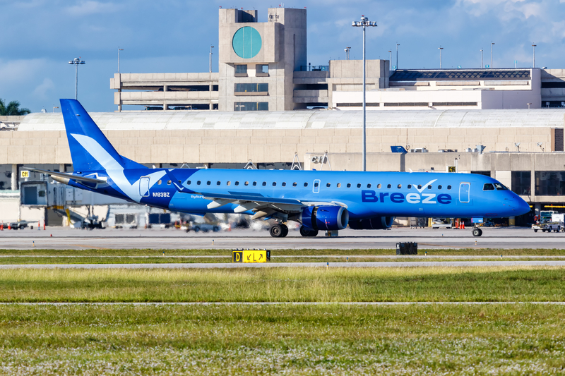 Palm Beach Airport Resumes Operations After Security Scare
