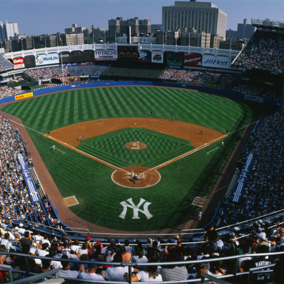 Isiah kiner-falefa signs two-year deal with blue jays, stays in al east - photo licensed by shore news network.