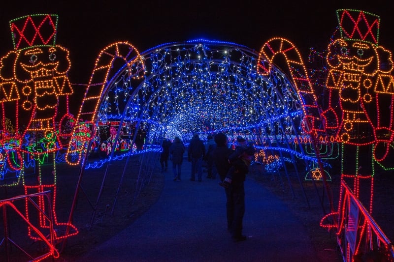 New Jersey Lights Up: Drive-Through Holiday Displays Sparkle Across the State