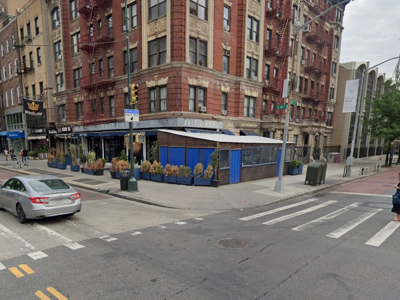 Knife-Wielding Suspect Robs East Village Smoke Shop for $27 Worth of Items