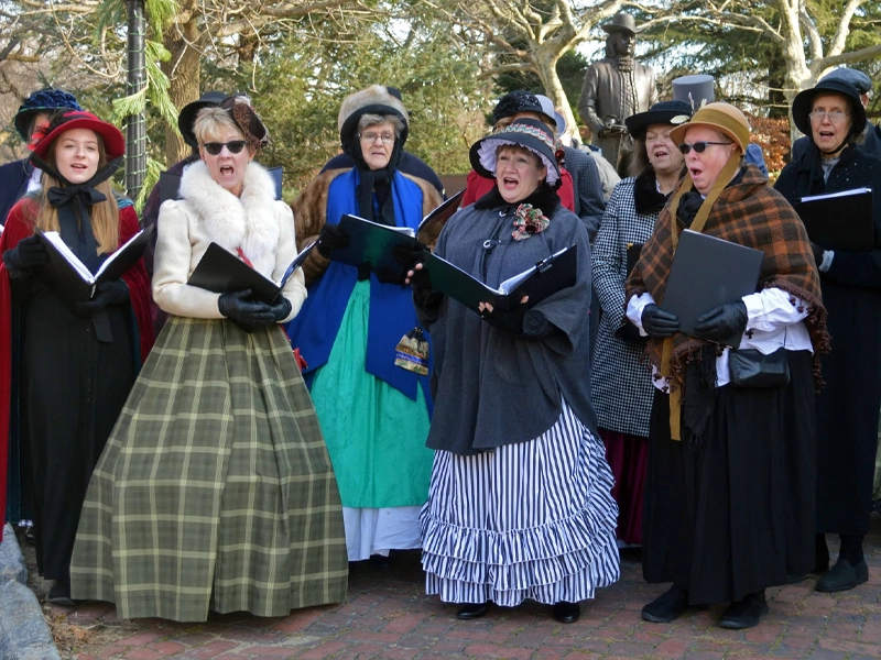 New Castle's Spirit of Christmas is A Timeless Holiday Experience in Delaware
