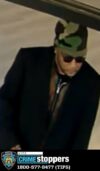 Mob sought for robbery inside broadway business