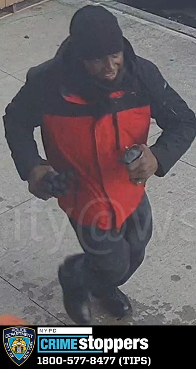 Women Targeted in Multiple NYC Snatch and Grab Robberies