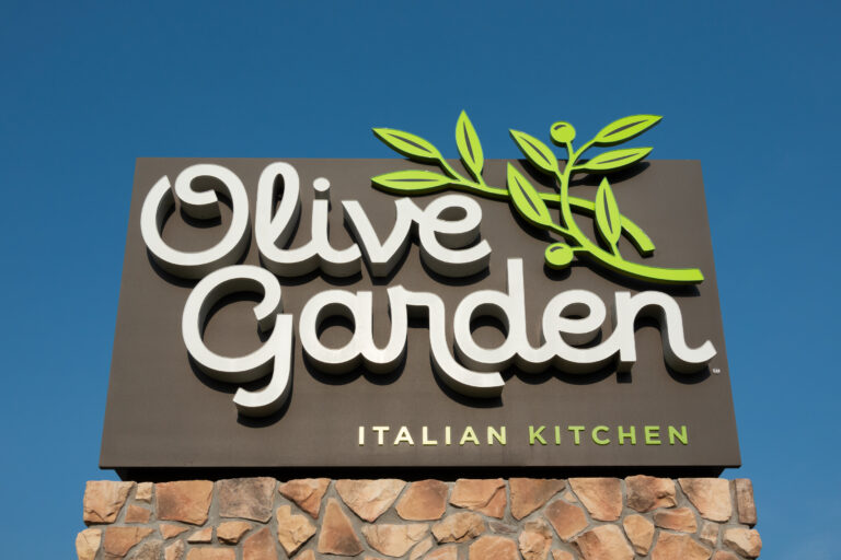 Hepatitis a case confirmed in gloucester county olive garden employee - photo licensed by shore news network.