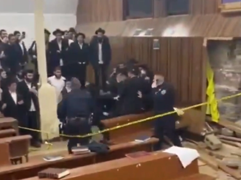 Tunnel Discovery Under Chabad Lubavitch Headquarters Leads to Chaos in Brooklyn