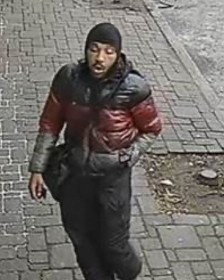 Newark Police Release Images of Suspects in Vehicle Break-In