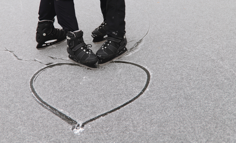 Have an ICE Valentine's Day! Family Skate Event in Toms River