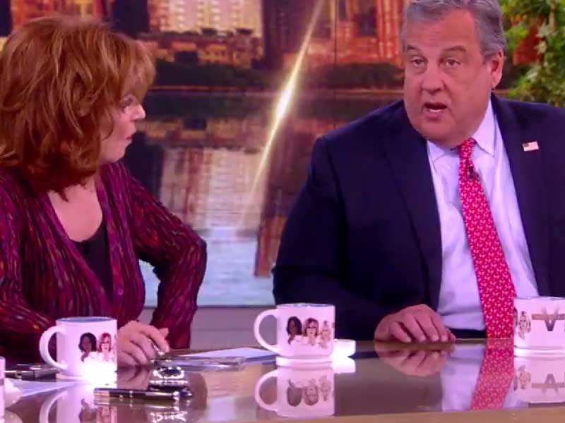Chris Christie Says Republicans Who Support Trump Don't Love America