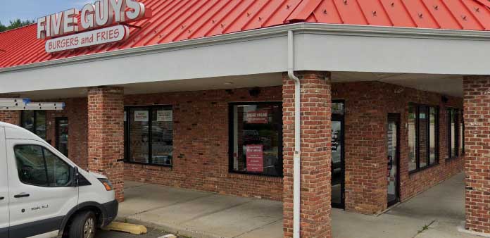 Gunfire Ends Sneaker Buy Gone Wrong Near Howell Township Five Guys