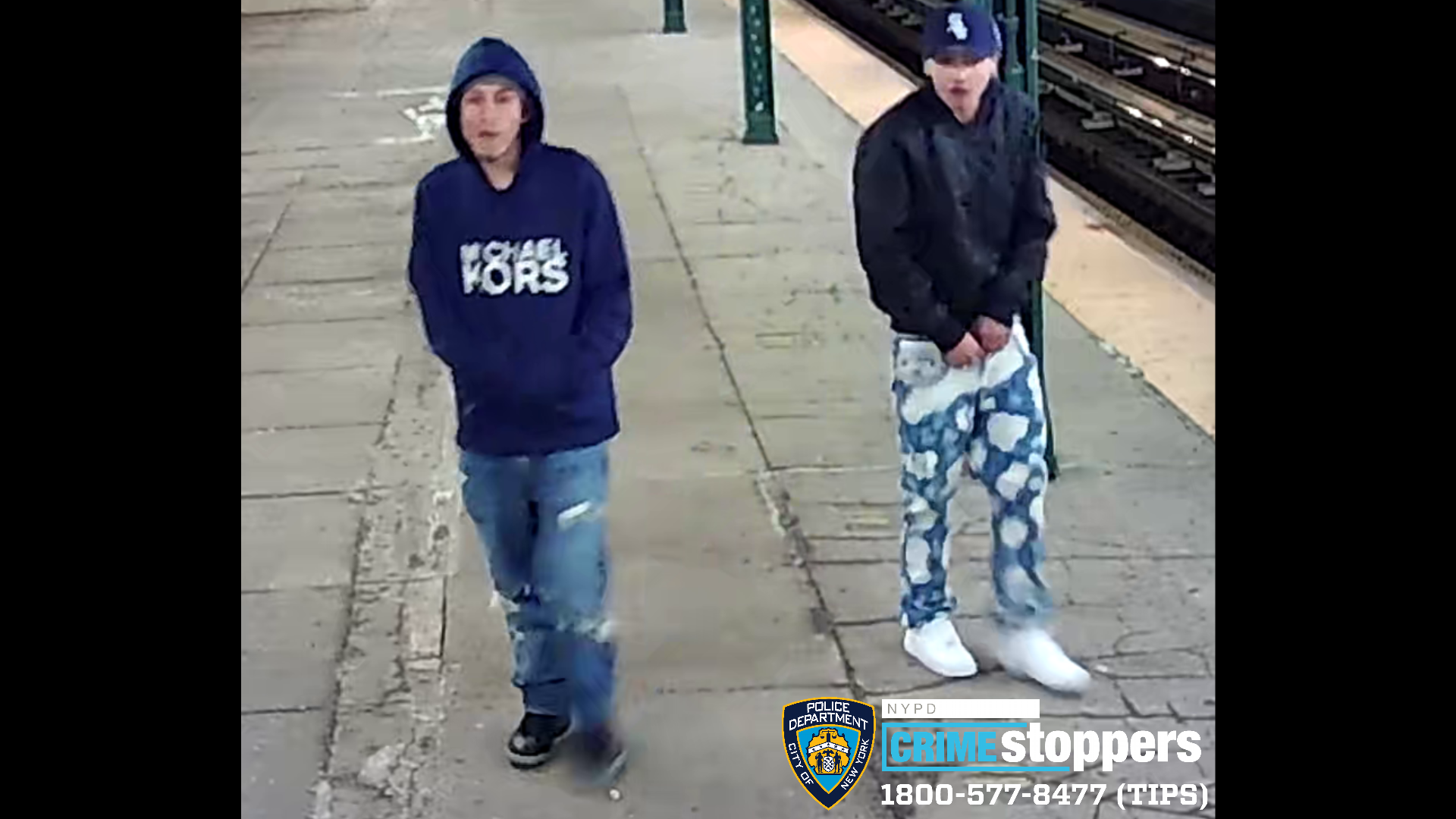Woman Robbed at Subway Station in Queens, NY