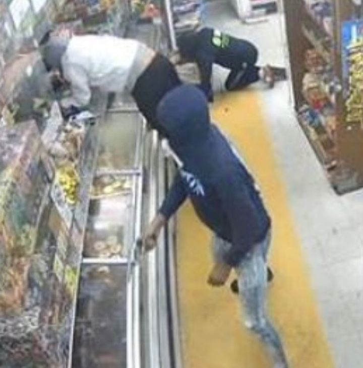 Newark Supermarket Armed Robbers Terrorize Employee at Gunpoint Newark Supermarket Armed Robbers Terrorize Employee at Gunpoint