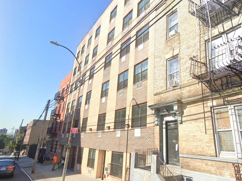 979 Summit Avenue Bronx NY where a human torso was found
