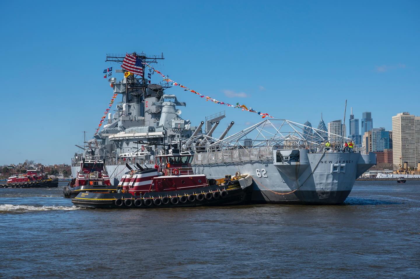 Battleship USS New Jersey Sets Sail Down the Delaware River for Drydocking