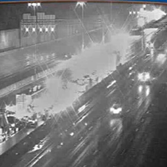 Two fatalities in huntington i-495 highway crash