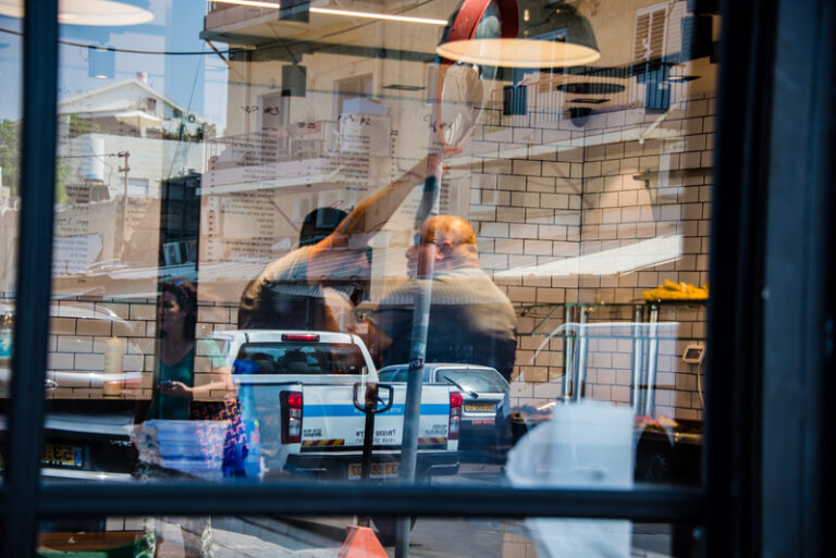 Maryland towns could soon be powerless to combat vagrancy, loitering at local businesses - photo licensed by shore news network.