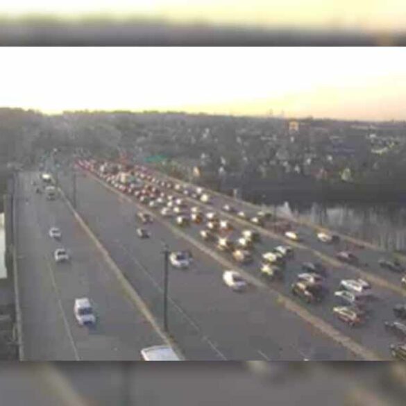 Traffic incident causes delays on route 3 east - photo licensed by shore news network.