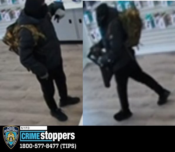 NYC Mobile Phone Store Employee Robbed While Perp Pointed Loaded Gun