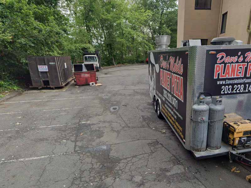 Pizzeria Workers Pull Victim from Fire in Connecticut