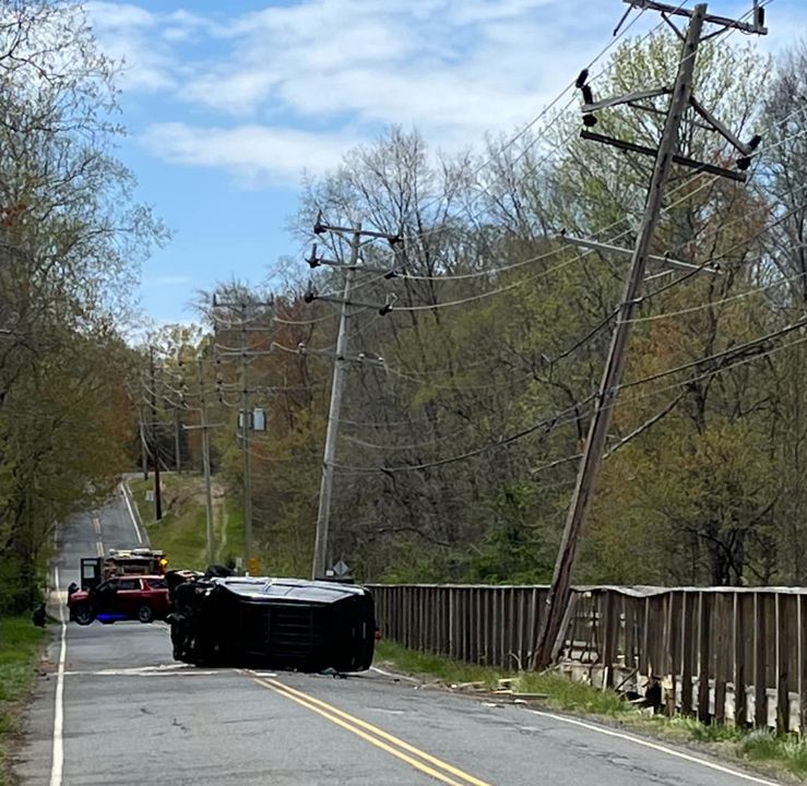 Power Outage Caused by Car Crash on Hospital Rd.
