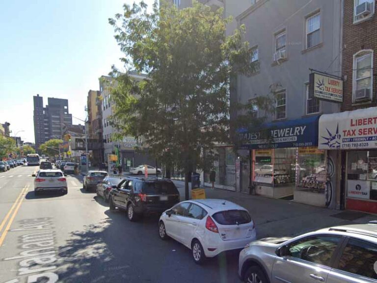Jewelry heist at majestic jewelry on graham avenue