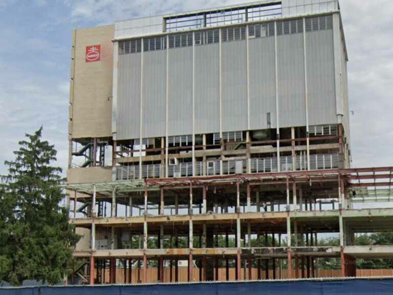 Demolition of new jersey nabisco factory to resume, town officials report - photo licensed by shore news network.