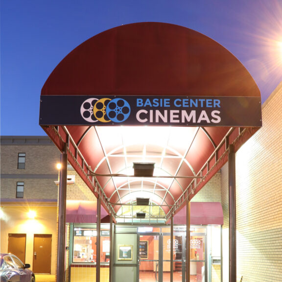 This New Jersey Non-Profit Movie Theater Now Sells Booze with that Popcorn