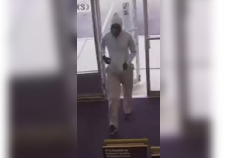 Philadelphia Police Seek Suspect in Back-to-Back Verizon Store Robberies
