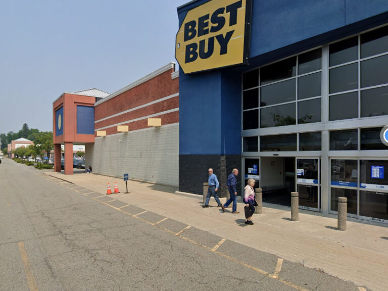 Best buy plans further store closures amid strategic shift, could new jersey be next? - photo licensed by shore news network.
