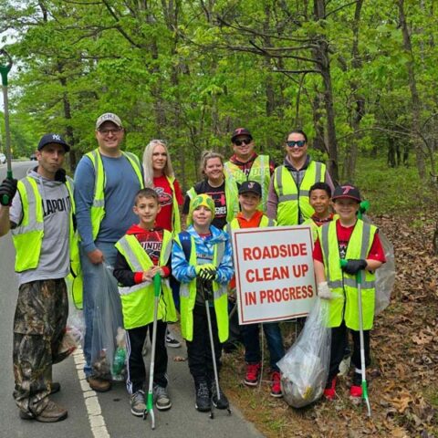 Volunteers pitch in to clean up jackson township roads - photo licensed by shore news network.