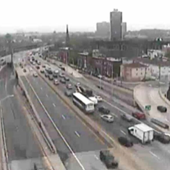 Traffic alert: crash causing backups on new jersey turnpike near leonia - photo licensed by shore news network.