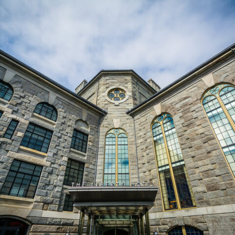 Quick response by boston police leads to arrest after liberty hotel bomb threat - photo licensed by shore news network.